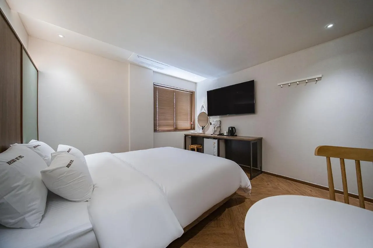 Hotel Browndot Eulwangri Incheon 2*,  Südkorea